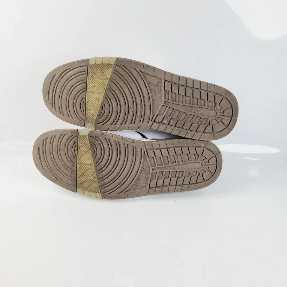 Jordan men taupe